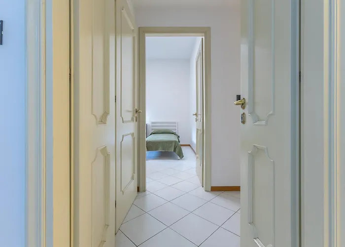 Guesthost - Doctor House - * Bologna