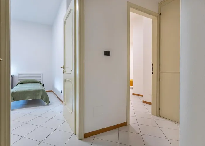Apartament Guesthost - Doctor House - Bolonia