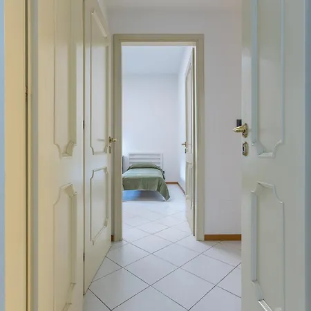 Guesthost - Doctor House - * Bologna