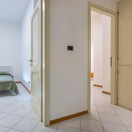 Apartment Guesthost - Doctor House - Bologna